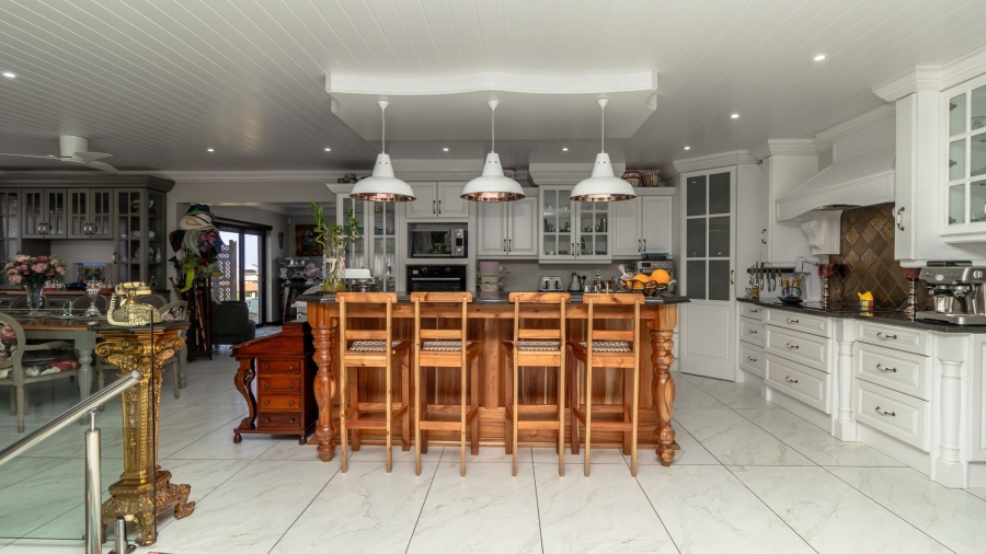 4 Bedroom Property for Sale in Monte Christo Western Cape